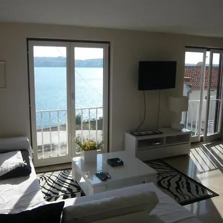 Apartment G&b Trogir