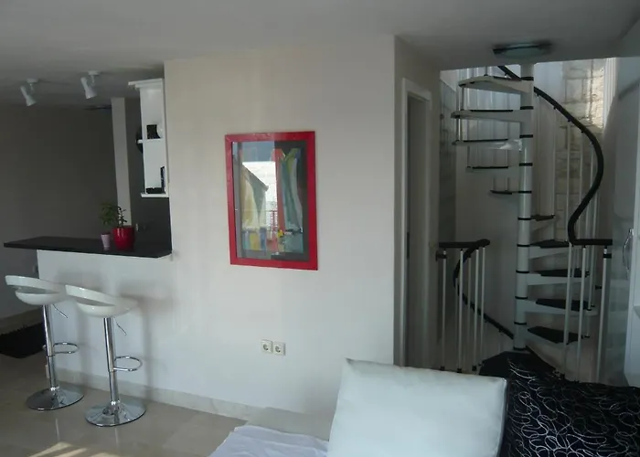 G&b * トロギール